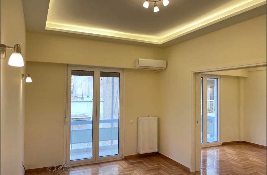 (For Sale) Residential Apartment || Athens Center/Athens - 95 Sq.m, 3 Bedrooms, 290.000€ 