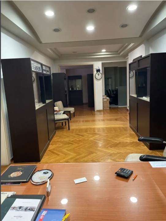 (Προς Ενοικίαση) Επαγγελματικός Χώρος Γραφείο || Αθήνα Κέντρο/Αθήνα - 226 τ.μ, 4.150€ 