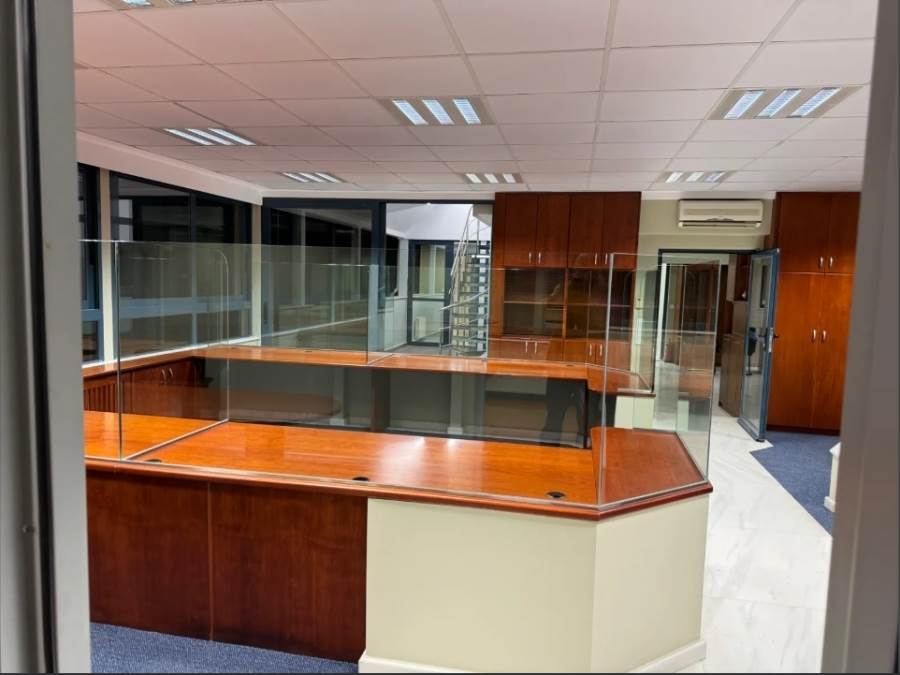(Προς Πώληση) Επαγγελματικός Χώρος Γραφείο || Αθήνα Νότια/Γλυφάδα - 197 τ.μ, 1.750.000€ 