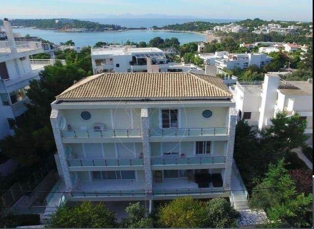 (For Sale) Residential Apartment || East Attica/Vouliagmeni - 400 Sq.m, 5 Bedrooms, 2.500.000€ 